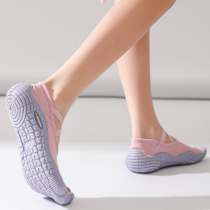 Five-Toe Fitness Shoes – Breathable, Anti-Slip & Lightweight