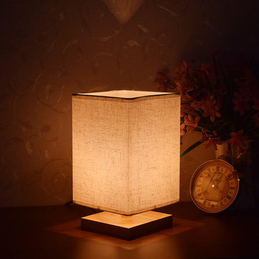 Denghua - Chinese Inspired Lamp